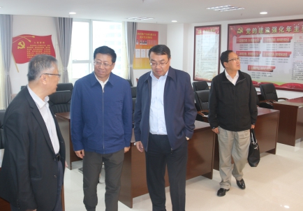 青海省副省長、省國資委黨委書記、主任王黎明，蒞臨省物產(chǎn)集團調(diào)研指導(dǎo)工作